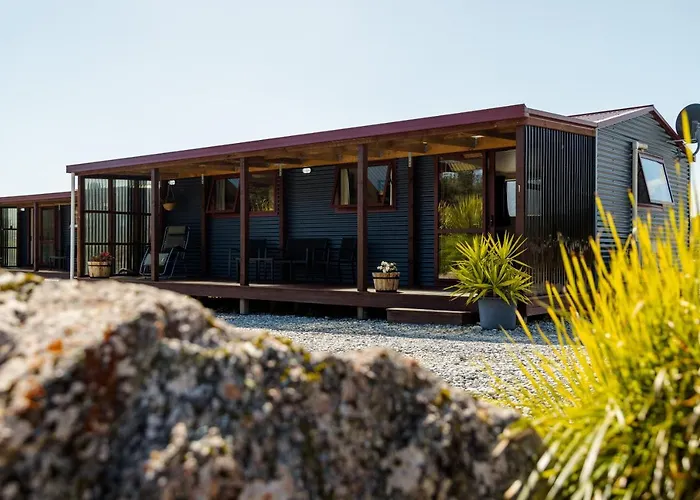 Te Awa Cottages